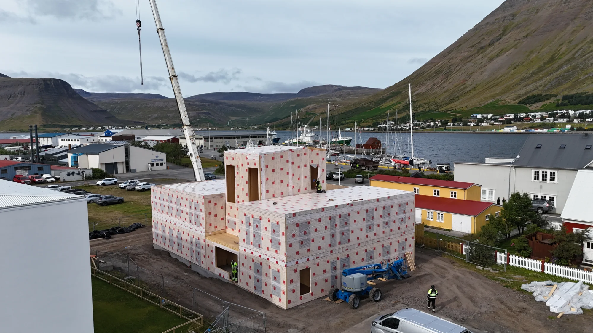 Sindragata 4B, Ísafirði – 1